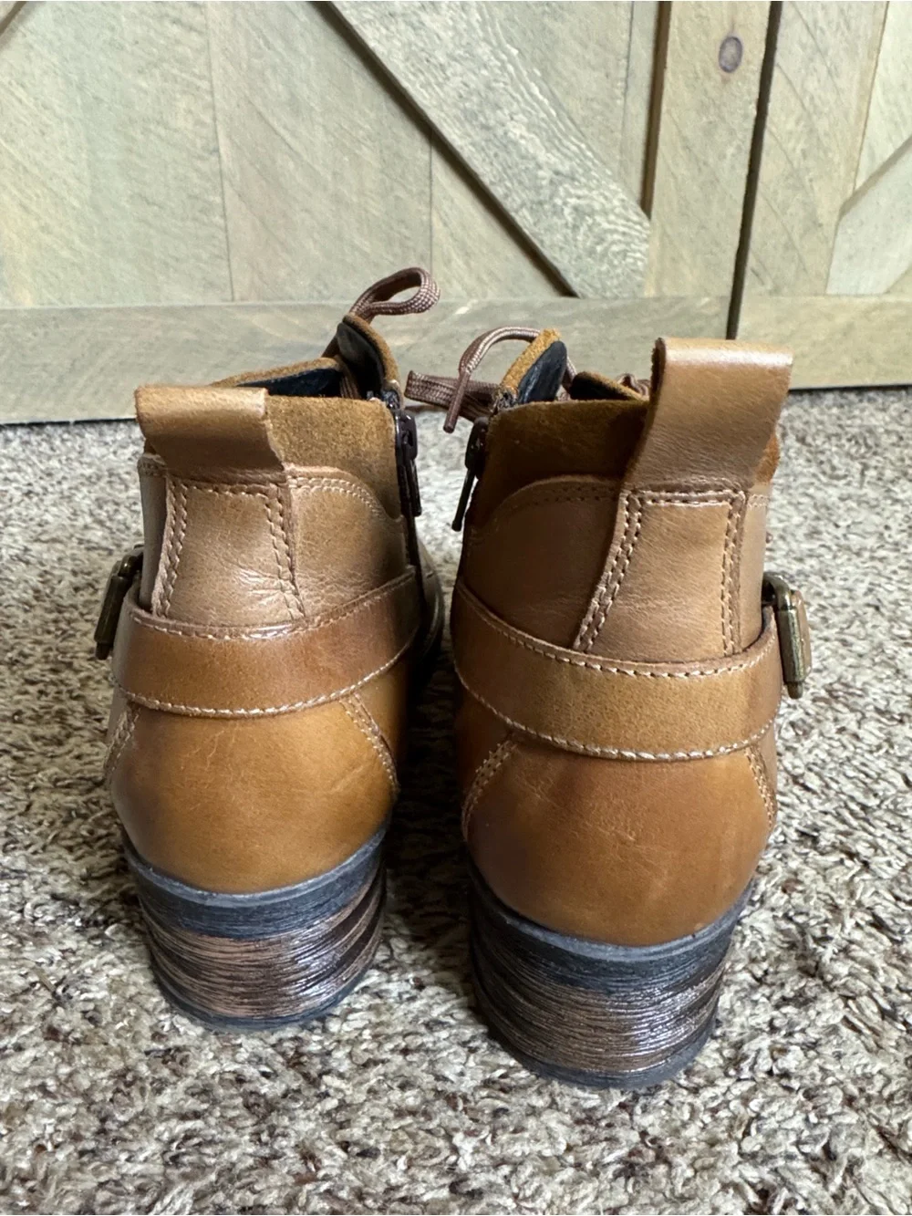 Taos Mini Crave ankle boots Caramel color leather Size 40 = Size 9-9.5